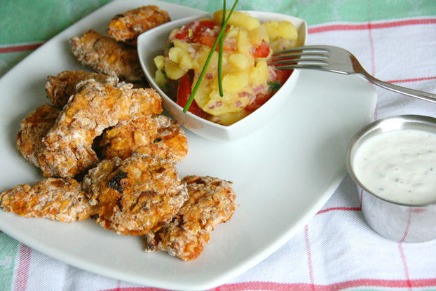 Chicken Nuggets (KFC Style!) mit Kartoffel-Tomatensalat – vanillakitchen