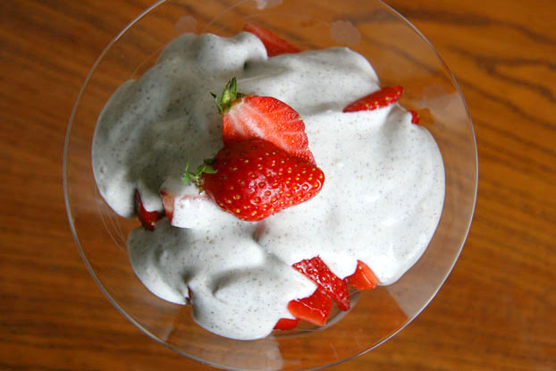 Erdbeeren mit Balsamico und Vanille – vanillakitchen